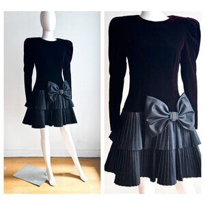 Vintage Algo Boutique Black Burgundy Shift Velvet Pleated Skirt Cocktail Dress S